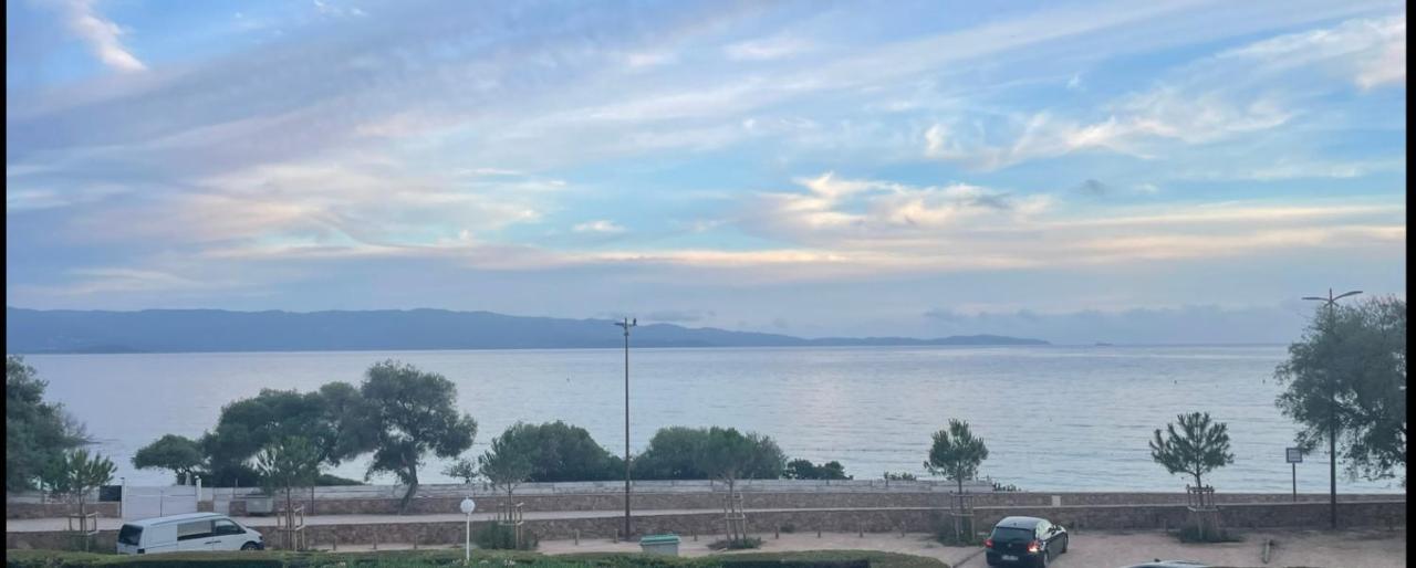 Apartment Superbe Pieds Dans L Eau Ajaccio Face A La De Sable Fin Route Des Iles Des Sanguinaires Ajaccio (Corsica)